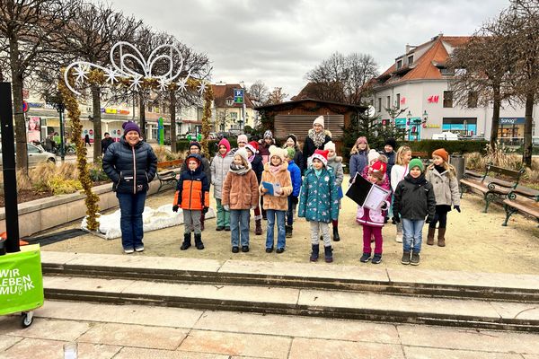 Kinderchor am Huaptlatz